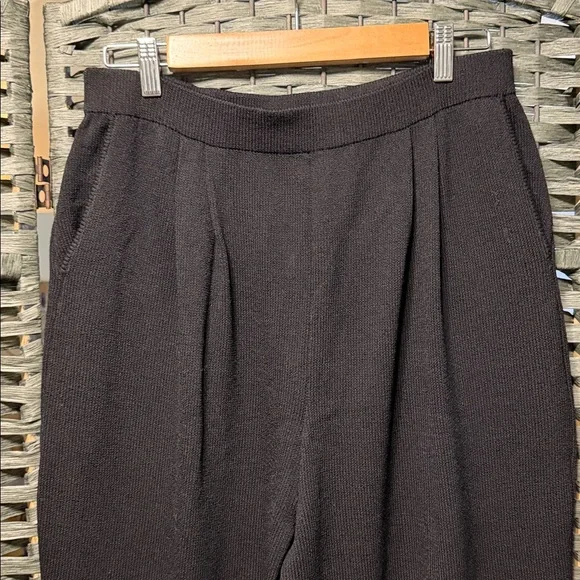 St. John Basics Black Santana Knit pants - Picture 5 of 9